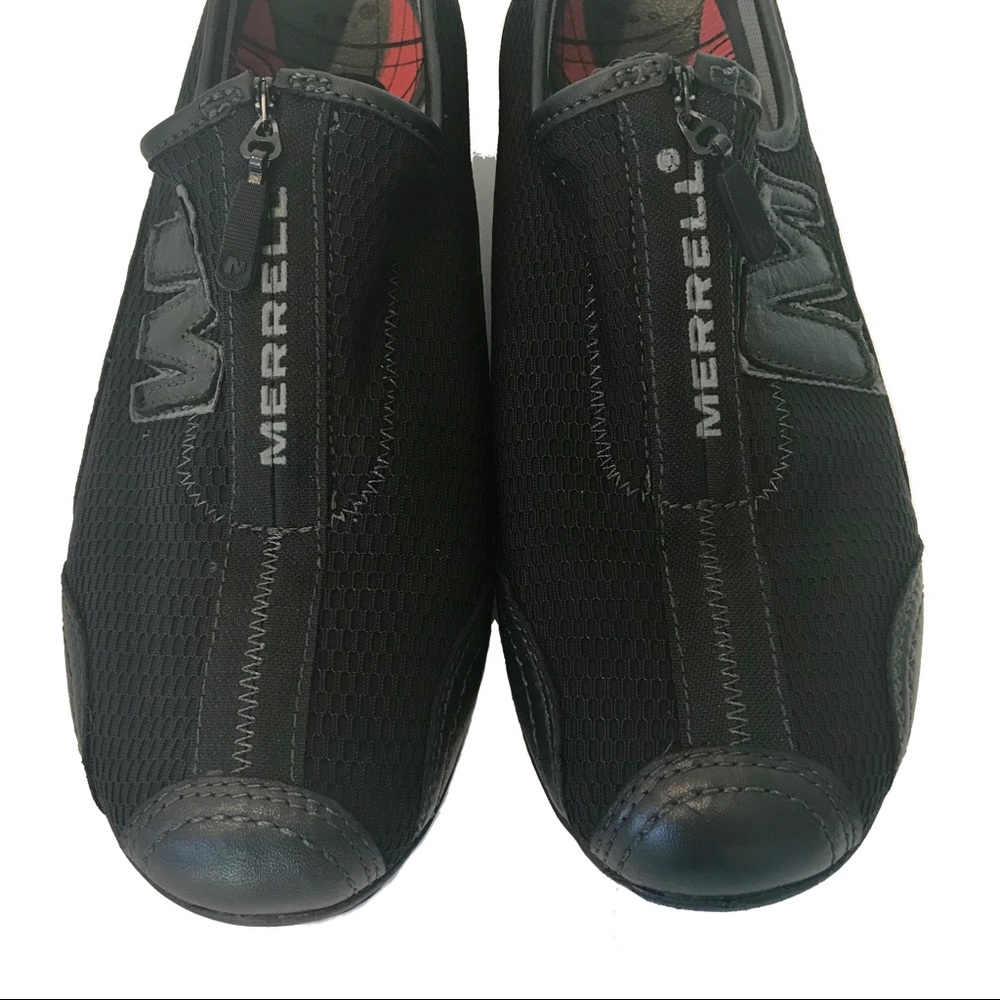 Merrell Slip On w Top Zip